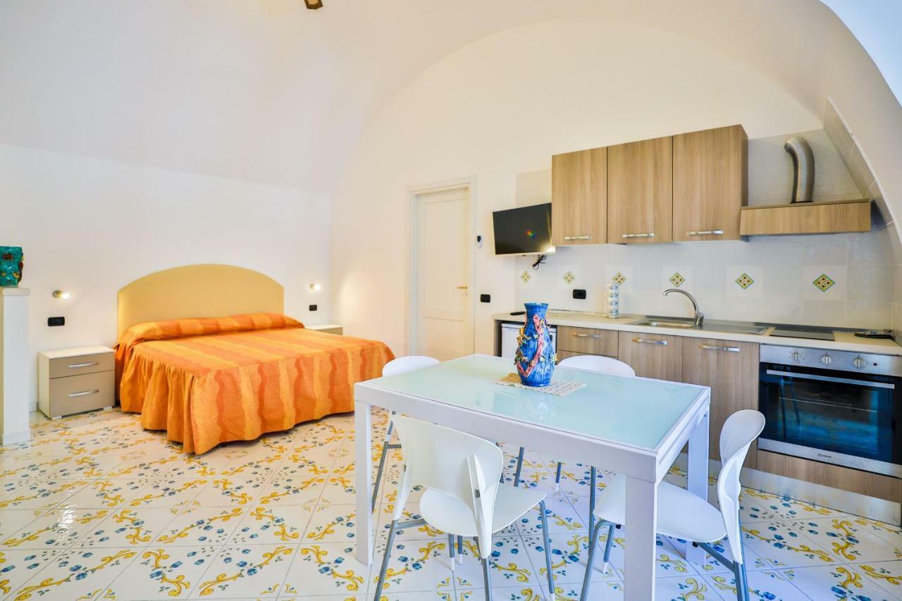 Della Monica Rooms Vietri Dış mekan fotoğraf